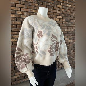 Truth By Republic Sweater with flowers, long sleeves pastel colors